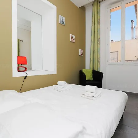 Aout 11 Apartament *